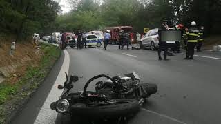 VIDEO Motociclist de 19 ani mort pe DN7. S-a tamponat frontal cu o mașină condusă de o sibiancă 1 video