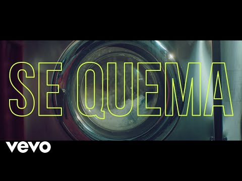 Miss Bolivia Y J Mena Se Quema Official Video