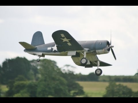GIANT 1/4 SCALE RC F4U CORSAIRS - MOKI 250cc 20th LMA COSFORD - 2012