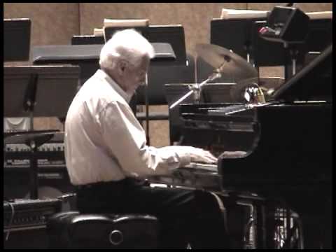 Peter Nero plays Chopin Etude Op. 10 No. 4