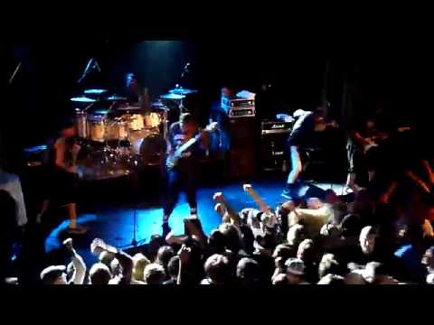 Tim RAWBIZ Williams Live w/ Suicidal Tendencies in Helsinki Finland (You Cant Bring Me Down)