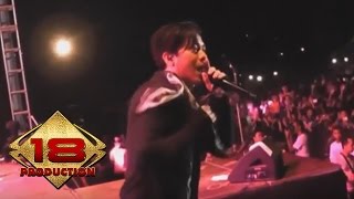 Download lagu NOAH - Walau Habis Terang  (Live Konser Cilacap Jawa Tengah 5 November 2013) mp3