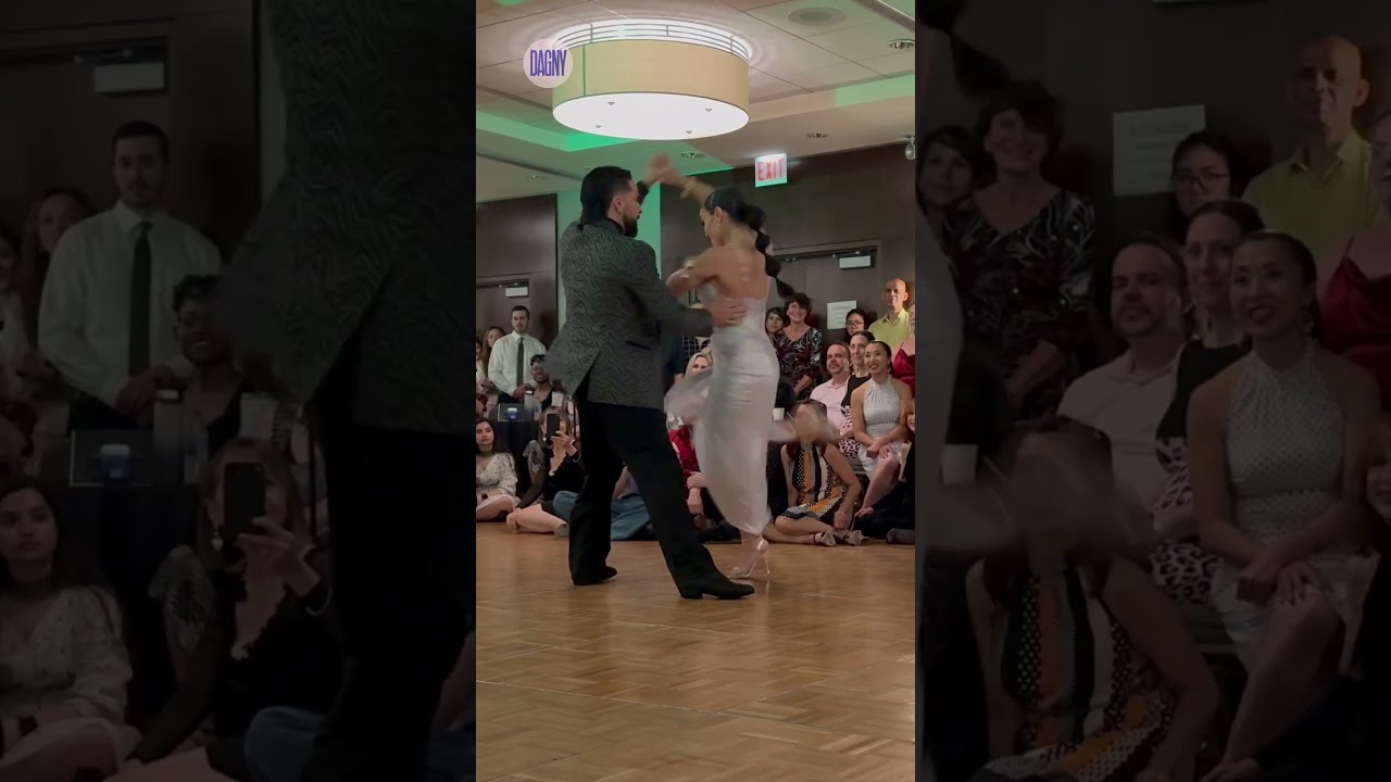 Video thumbnail for Hugo Patyn and Celina Routundo Argentine tango to “No Hay Tierra Como La Mía" by Canaro (14/17)