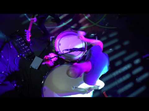 Coldplay - Viva la Vida (NME Awards 2016)