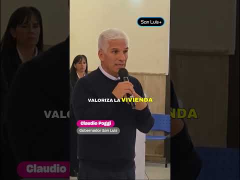 Poggi entregó escrituras y avanzó en la regularización de viviendas.