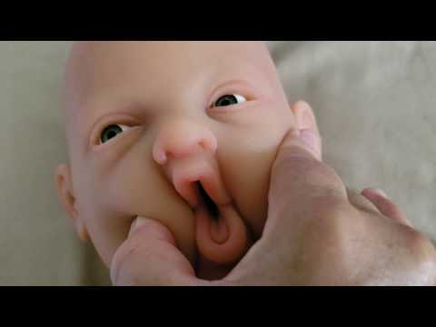 Mi primer bebe silicona23 pulgadas (Español)