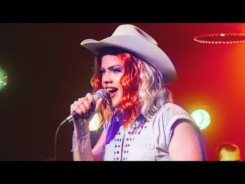 Reddy Allor - Pistoleira (Alice Marcone feat. Gabeu) Cover no Festival Pajubá