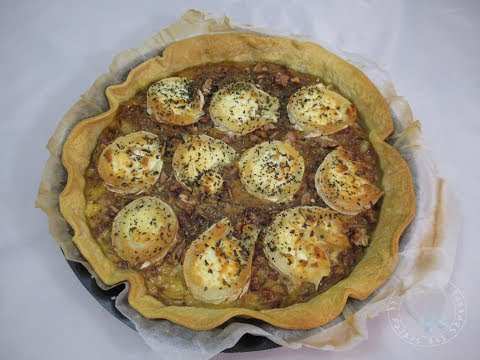 Recette de la tarte à l'oignon, chèvre et miel