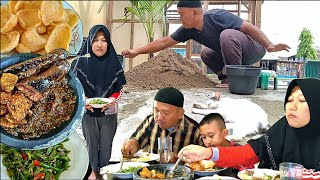 Download lagu MESKI SEDERHANA TEMPE GORENG SAMBEL TERASI, TERONG BAKAR ! MENJADIKANNYA MENU ISTIMEWA.  mp3 Download lagu MESKI SEDERHANA TEMPE GORENG SAMBEL TERASI, TERONG BAKAR ! MENJADIKANNYA MENU ISTIMEWA.  mp3