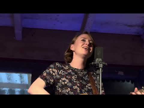 STEPHANIE STRUIJK live@Bluegrass Jam Amsterdam ALS DE LIEFDE MAAR BLIJFT WINNEN