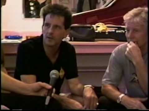 We All Stand Together Interview with Jay Skilton and the Searchers  19/8/2000