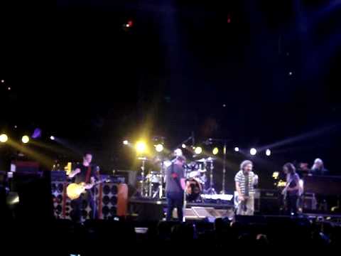Pearl Jam - Push Me, Pull Me 5/17/2010 Boston, MA