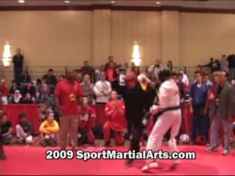Rusty Clark v Cody Nascene - 16-17 boys point sparring - 2009 Diamond Nationals
