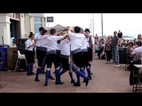 A walk along Portobello beach in Edinburgh, UK
