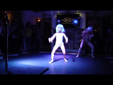 Zhanna Mahlysh - Pole choreography Chandelier, Xmas party