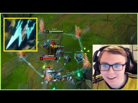 Thebaus Counters Darius With AD Thresh Top | League of Legends Clip
