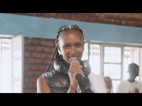 Bwiza Performs "Best Friend"  and "Do Me" for kids at Sherrie Silver Foundation