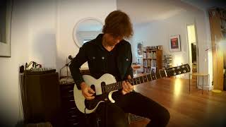 Video thumbnail for 2007 Gibson Melody Maker, twin pickup model, Part1 by GregsGuitars