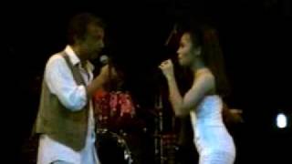 Mike Francis &quot;Friends&quot; LIve in Manila