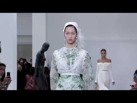 Giambattista Valli Spring/Summer 2022