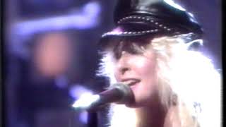 Lita Ford - Dancing On The Edge
