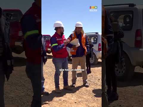 Gobernación conmina a empresa a terminar la construcción de un tramo carretero en Pucarani