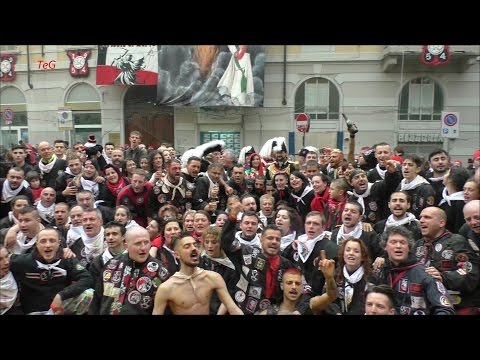 Mugnaia e Morte aranceri - foto di gruppo - Carnevale Ivrea 2017