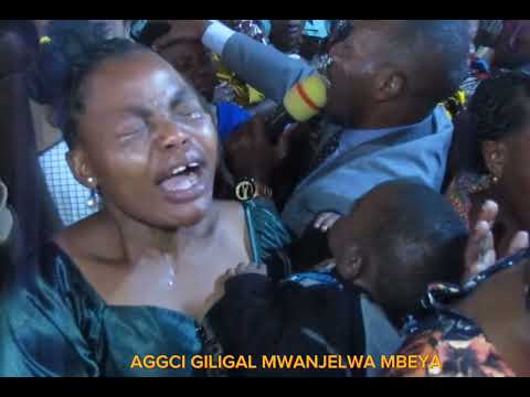 MBUBUJIKO WA ROHO MTAKATIFU ...IBADA ILIYO ENDESHWA NA MCHUNGAJI LWITIKO MWAKITABU