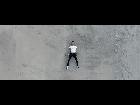 Dandy Wolf - Yeah Yeah (Official Music Video)