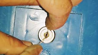 How to open Drawer lock with paper clips