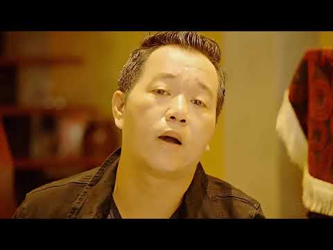 Thể hiện bởi Hoàng Tân