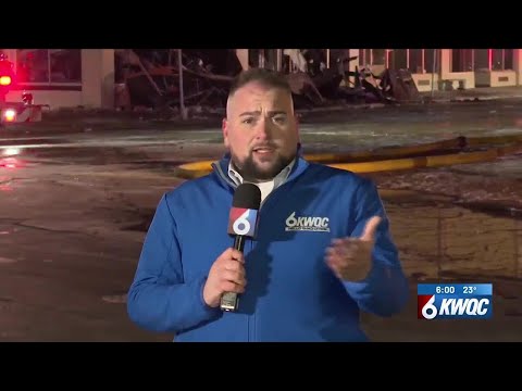 Explosion heard at Moline strip mall fire, 6p