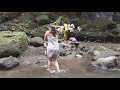 Intip Cewek Mandi Di Sungai