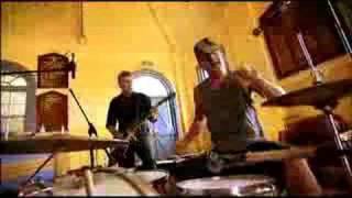 Angry Tradesmen - Big Wave (courtesy of Delightful Rain. A Celebration of Australian Surf Music. Filmed and recorded at Freshwater SLSC. May 2006 )