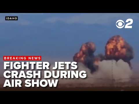 Two EA-18 fighter jets crash in mid-air near Mountain Home, Idaho; Pilots safely ejected