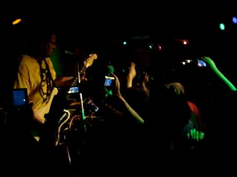 Agent Orange Live in Rio - Too Young To Die