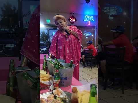 Imitador de Paquita la del Barrio