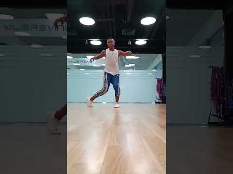 Johnny Bravo X Milo & Fabio -BATEU Danse...Choreography Chop Daily  #johnny #bravo #milo