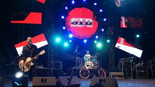 Download lagu Superman Is Dead - Brandal 2 Milyar - AT SoundsAtion mp3