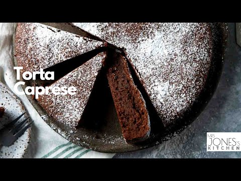 How to make Torta Caprese (Italian Flourless Chocolate Cake)
