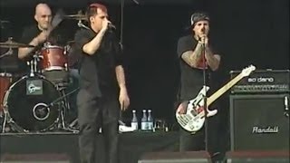 Good Charlotte - Live [The Young And The Hopeless Tour] 2003