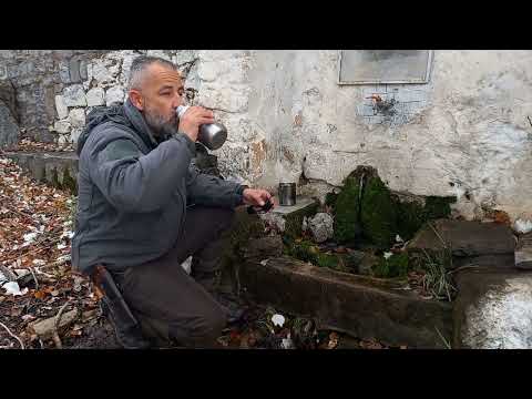 Winter overnight stay in nature with minimal equipment !!