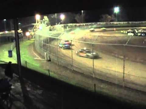 Modified Production - Heat 9 - Carnival of Flowers Cup - Charlton Raceway - 23.09.11