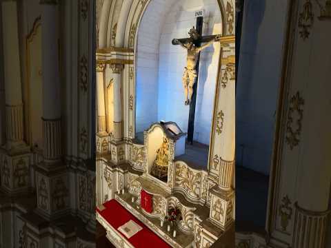 Altar mor e nave principal do Mosteiro de São Bento em #JoaoPessoa #jampa