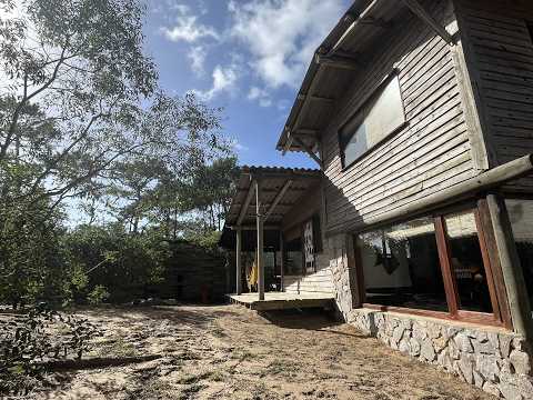 Cabaña Botacana - En el bosque de Punta del Diablo