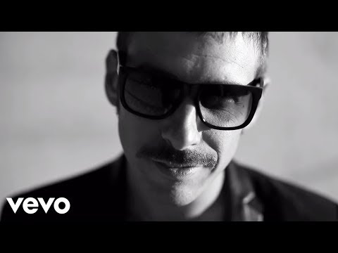 Francesco Gabbani - Amen (Official Music Video)