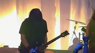 Soulfly - &quot;Seek &#39;N&#39; Strike&quot; (Live In Paris 2002)