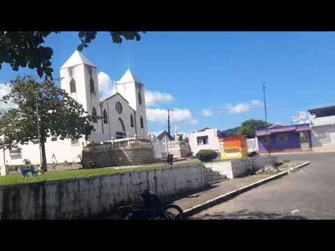 Praça Hélio Matos e rua Vitor Ferreira, Itapitanga-Bahia.