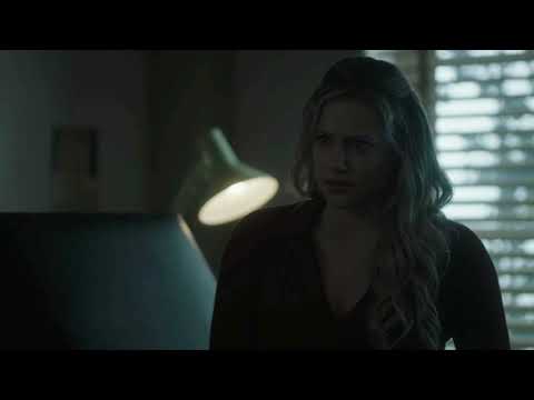Betty Can't Have Children - Riverdale 6x01 Scene