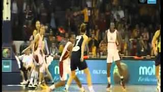 Referee Play 9 25-04-2012.wmv